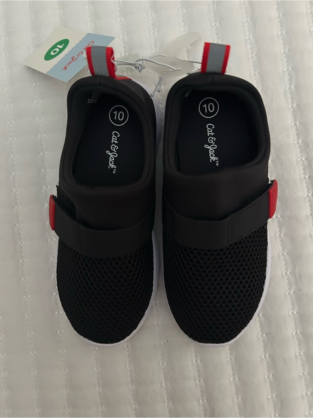 Cat & Jack Boys Black/Red Slip-On Austen Mesh Water Shoes NWT Toddler Size 10